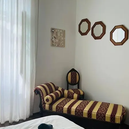 Lovely 2-bedroom In Center Of Apartment Pula